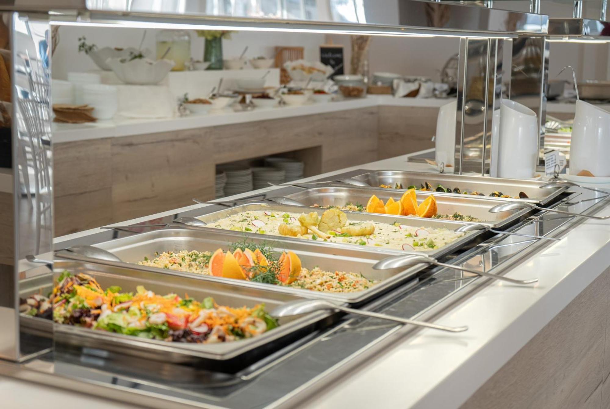 St Constantin Sea Hotel & Spa Resort Gouves Bagian luar foto